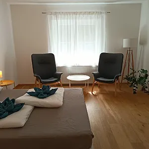 Flataid Apartmenthaus Brauhausstrasse Apartament